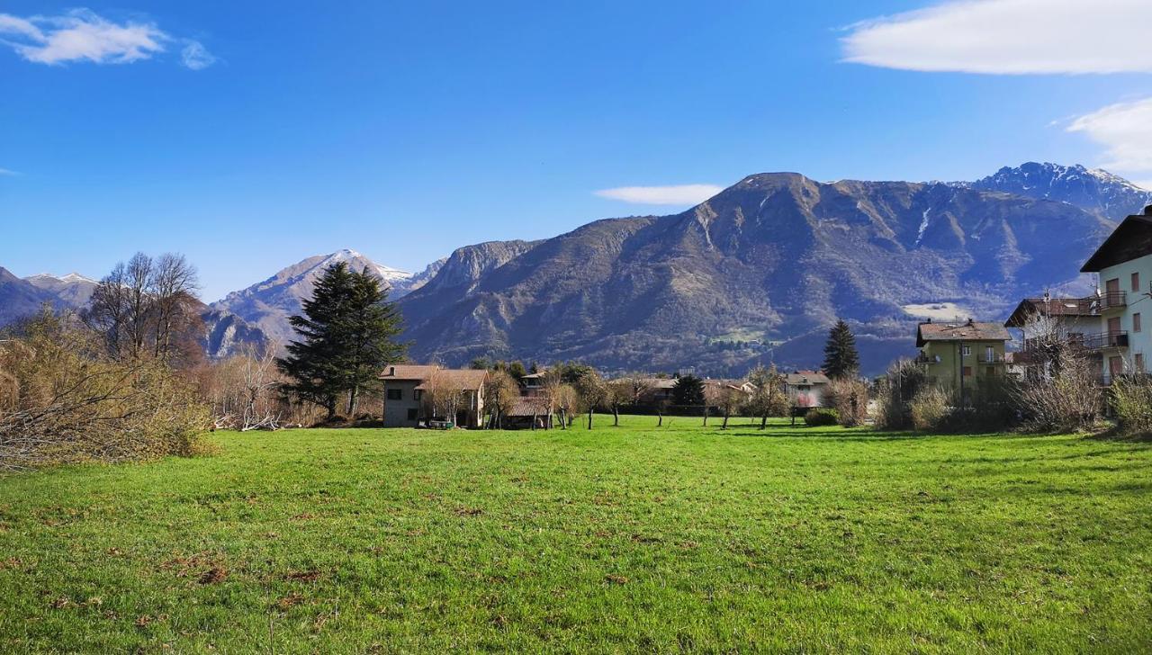 Feel Like Home - Vista Montagna, Vicino Lago Di Como Maggio Luaran gambar